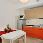 Flat With A Relaxing Sunny Terrace