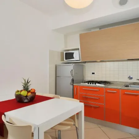 Flat With A Relaxing Sunny Terrace